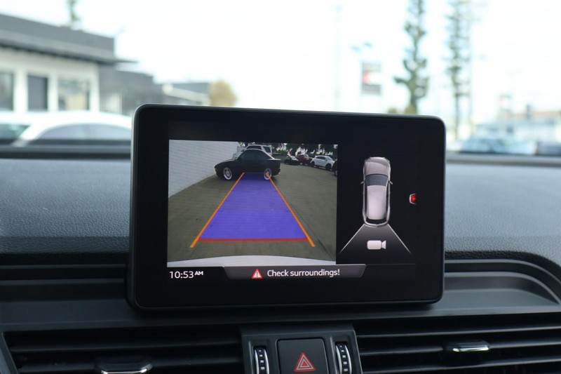 Audi Q5 Vehicle Full-screen Gallery Image 36