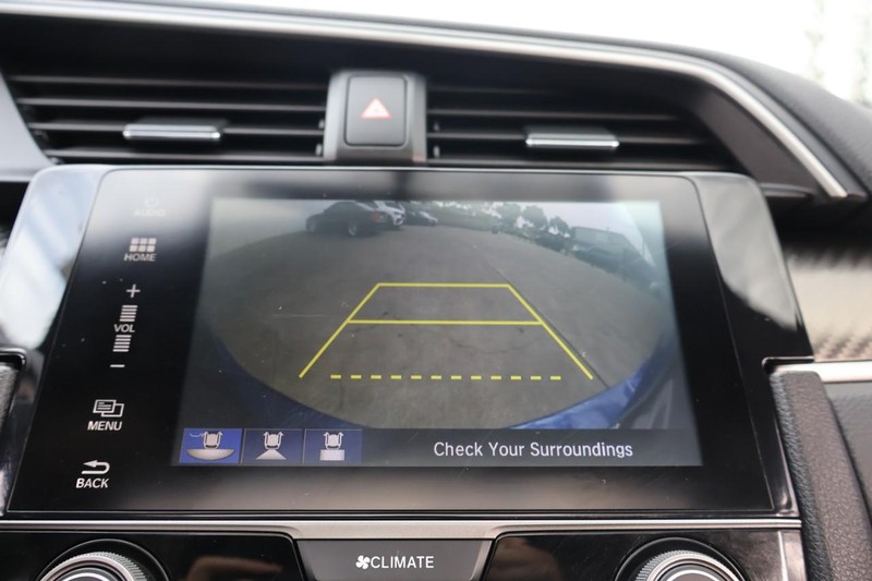 Honda Civic Si Coupe Vehicle Full-screen Gallery Image 31