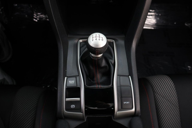 Honda Civic Si Coupe Vehicle Full-screen Gallery Image 33