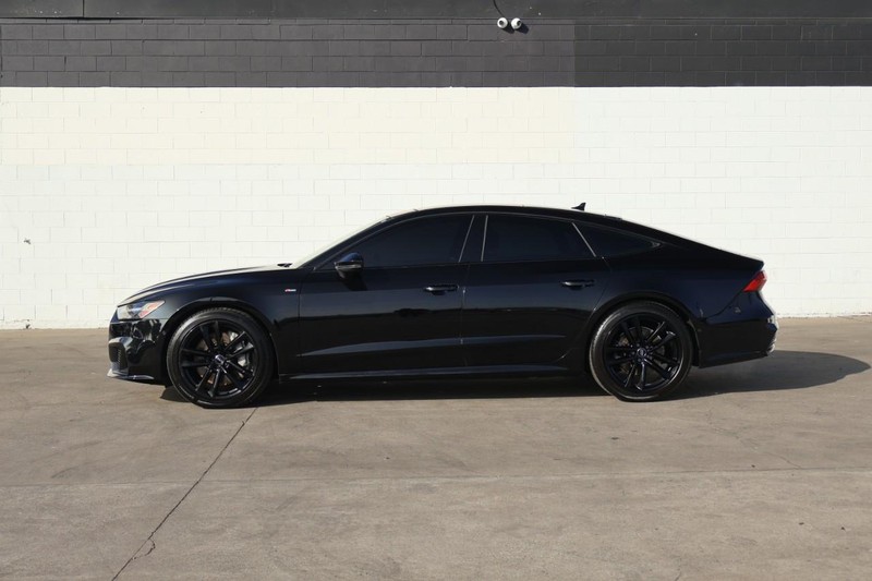 Audi A7 Vehicle Full-screen Gallery Image 12