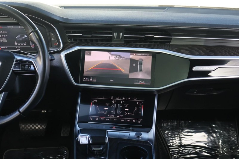 Audi A7 Vehicle Full-screen Gallery Image 33