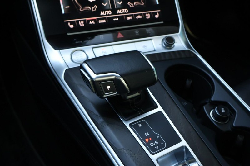 Audi A7 Vehicle Full-screen Gallery Image 38