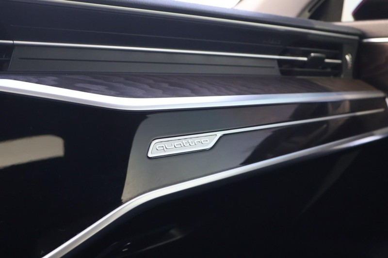 Audi A7 Vehicle Full-screen Gallery Image 40