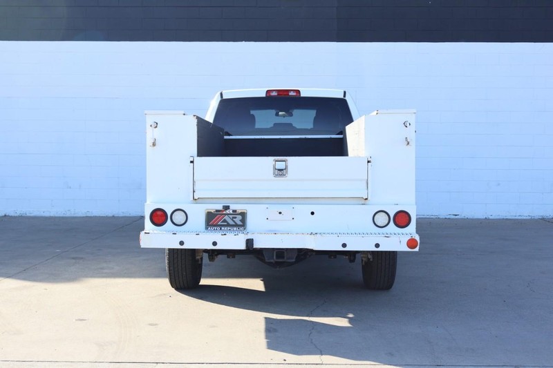 Ram 2500 Vehicle Full-screen Gallery Image 08