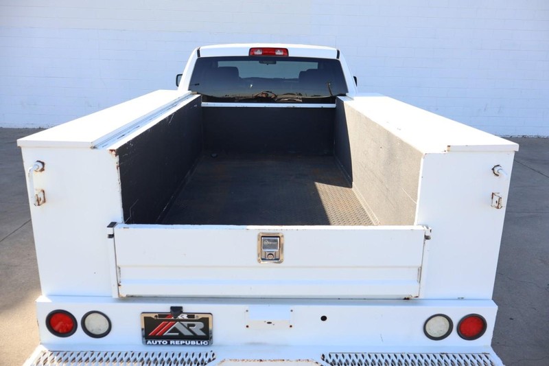 Ram 2500 Vehicle Full-screen Gallery Image 11