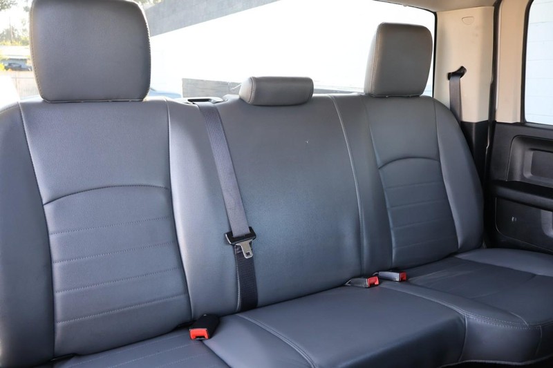 Ram 2500 Vehicle Full-screen Gallery Image 27