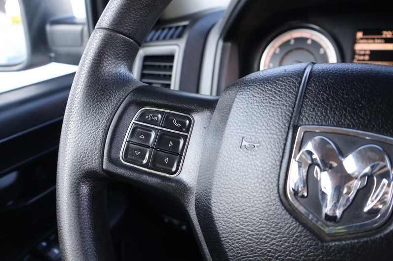 Ram 2500 Vehicle Full-screen Gallery Image 32