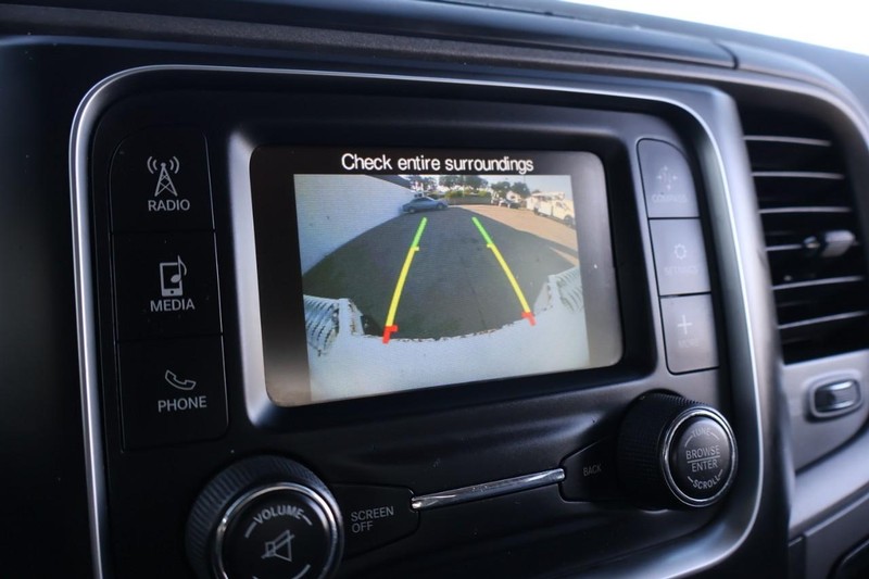 Ram 2500 Vehicle Full-screen Gallery Image 36