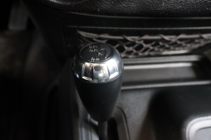 Jeep Wrangler JK Unlimited Vehicle Full-screen Gallery Image 33