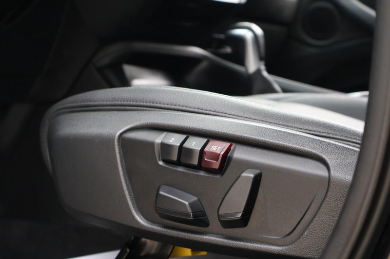 BMW X1 Vehicle Full-screen Gallery Image 19