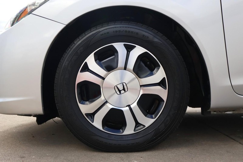 Honda Civic Hybrid Vehicle Full-screen Gallery Image 14