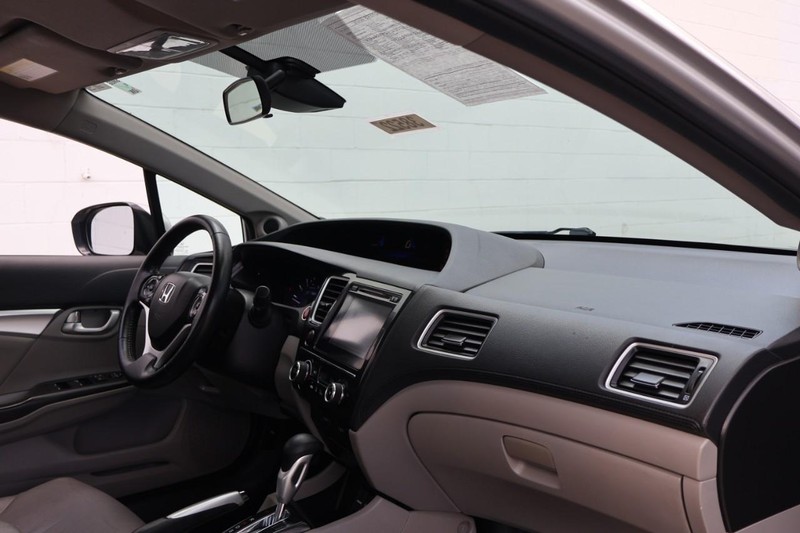 Honda Civic Hybrid Vehicle Full-screen Gallery Image 21