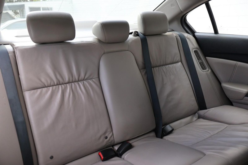 Honda Civic Hybrid Vehicle Full-screen Gallery Image 23