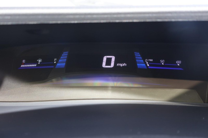 Honda Civic Hybrid Vehicle Full-screen Gallery Image 26