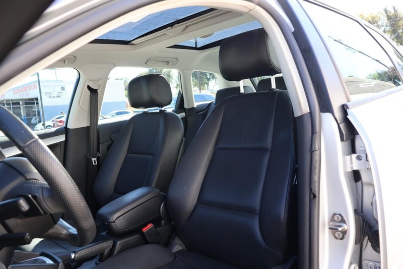 Audi A3 Vehicle Full-screen Gallery Image 18