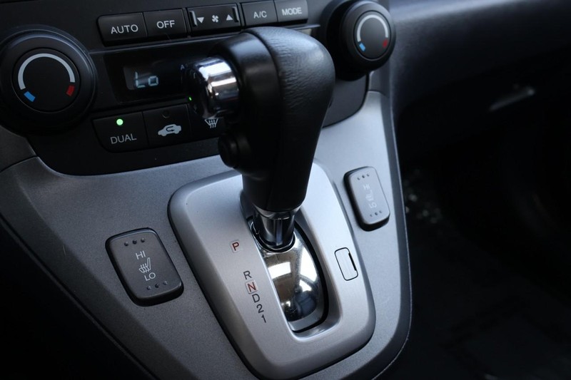 Honda CR-V Vehicle Full-screen Gallery Image 34