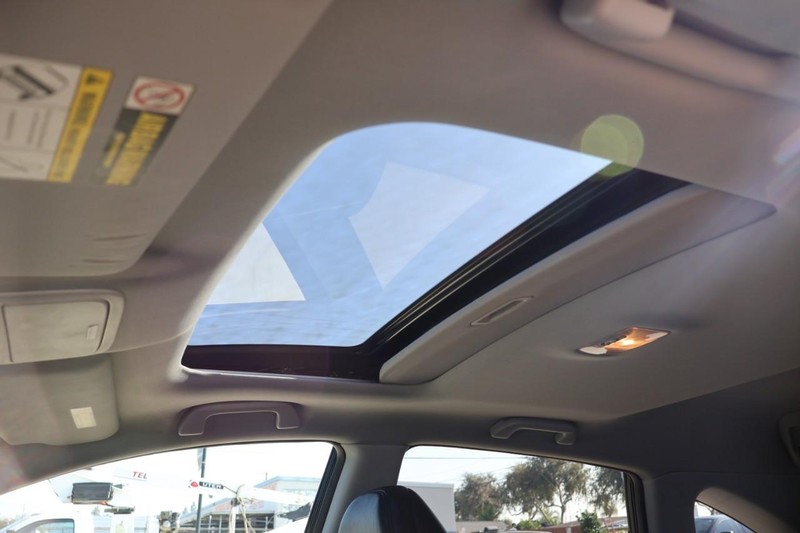 Honda CR-V Vehicle Full-screen Gallery Image 37