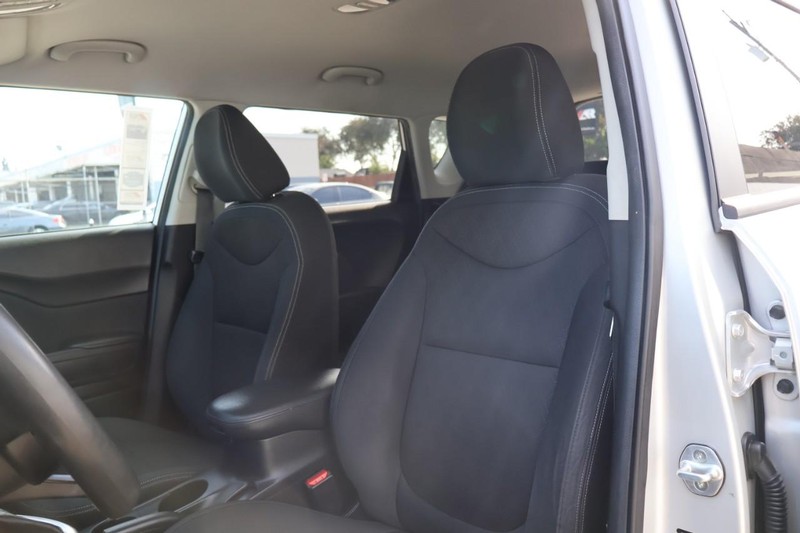 Kia Soul Vehicle Full-screen Gallery Image 17