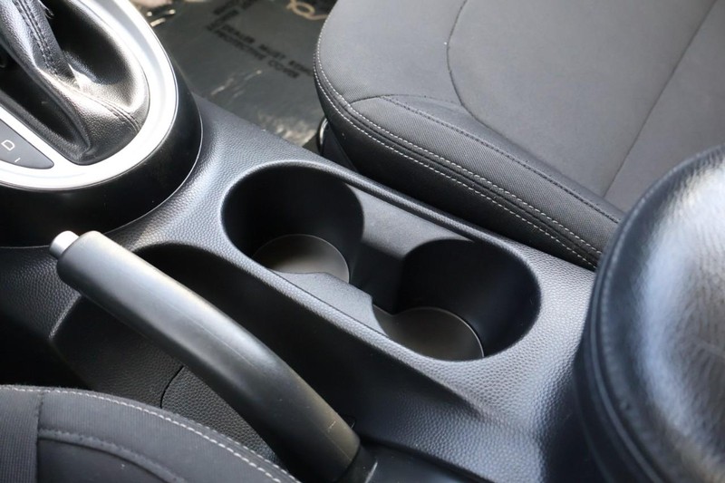 Kia Soul Vehicle Full-screen Gallery Image 32