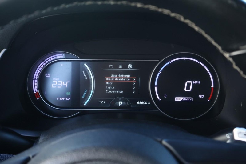 Kia Niro EV Vehicle Full-screen Gallery Image 24