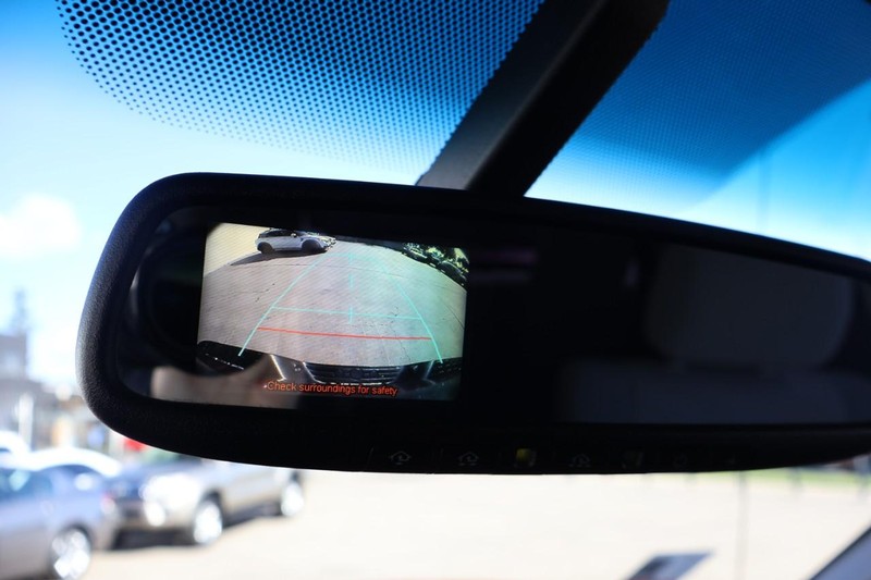 Toyota Tundra 4WD Vehicle Full-screen Gallery Image 34