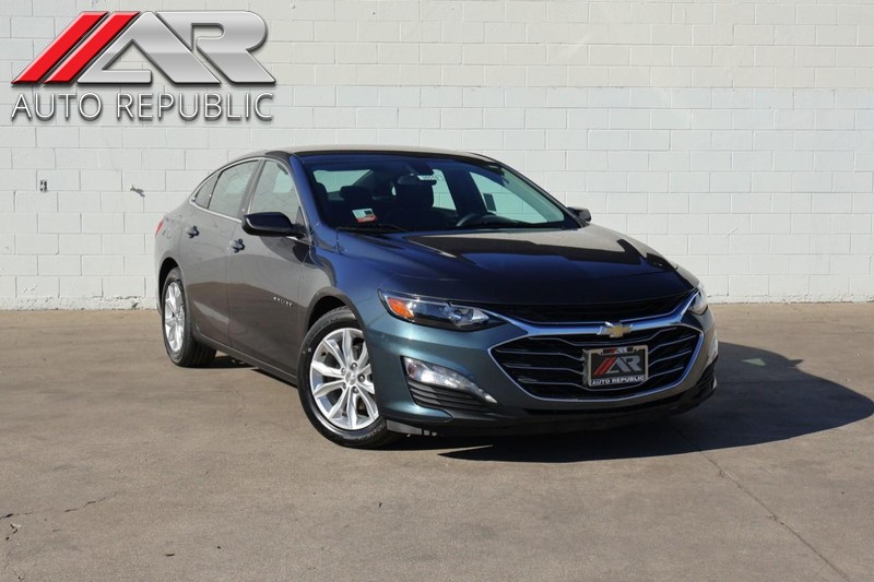 Chevrolet Malibu Vehicle Full-screen Gallery Image 01