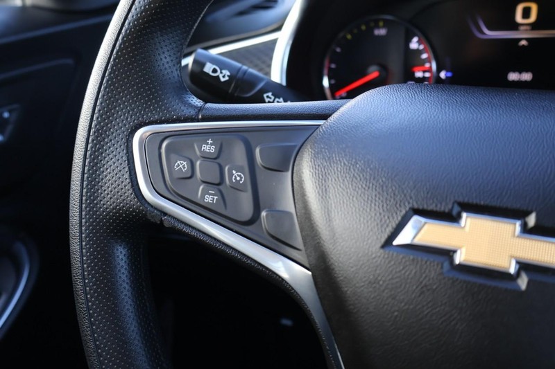 Chevrolet Malibu Vehicle Full-screen Gallery Image 27