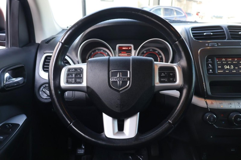 Dodge Journey Vehicle Full-screen Gallery Image 29