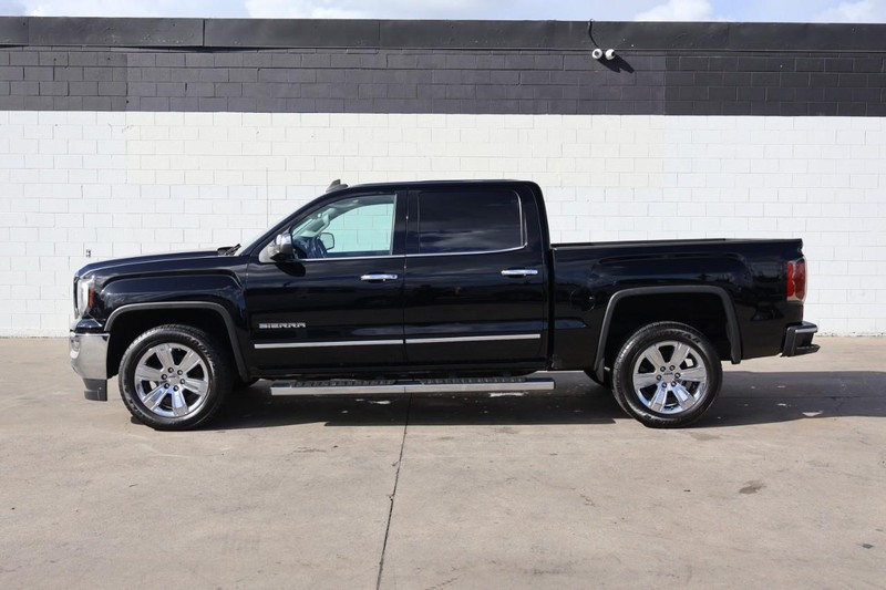 GMC Sierra 1500 Vehicle Full-screen Gallery Image 13