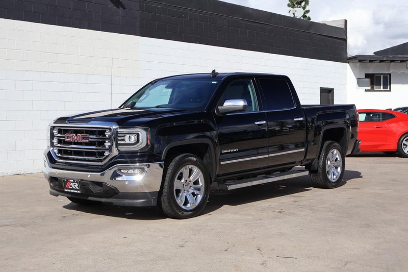 GMC Sierra 1500 Vehicle Full-screen Gallery Image 14