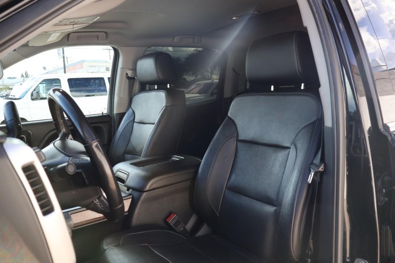 GMC Sierra 1500 Vehicle Full-screen Gallery Image 22