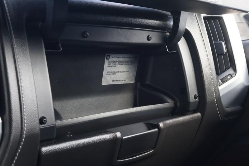 GMC Sierra 1500 Vehicle Full-screen Gallery Image 27