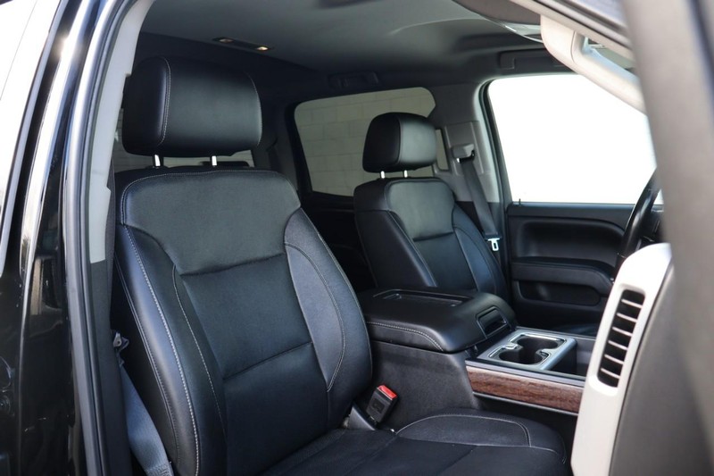 GMC Sierra 1500 Vehicle Full-screen Gallery Image 29