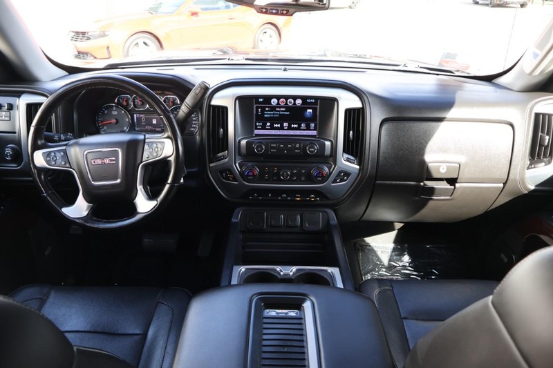 GMC Sierra 1500 Vehicle Full-screen Gallery Image 31