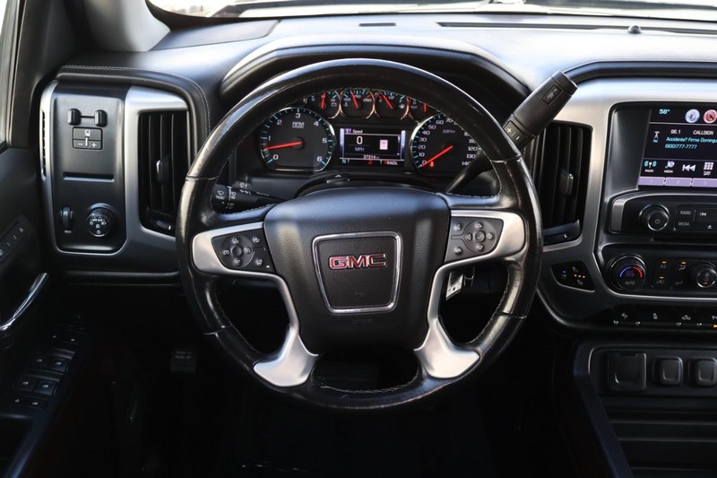 GMC Sierra 1500 Vehicle Full-screen Gallery Image 33