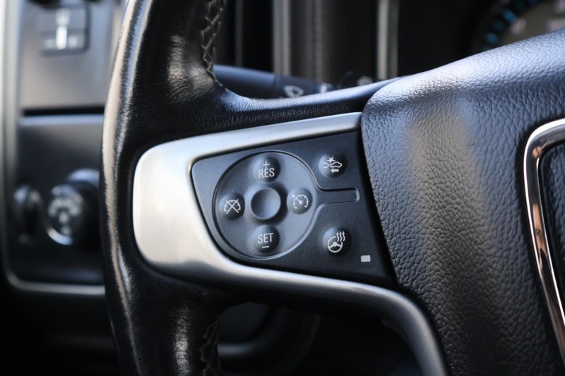 GMC Sierra 1500 Vehicle Full-screen Gallery Image 34