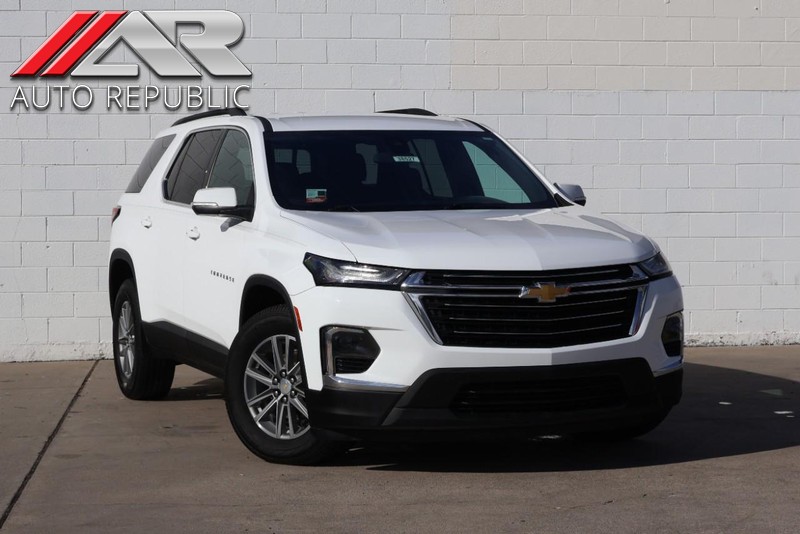 Chevrolet Traverse Vehicle Full-screen Gallery Image 01