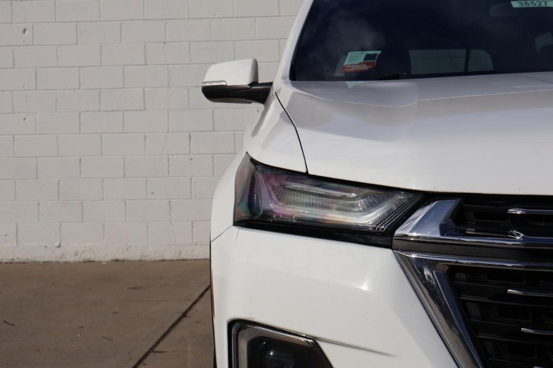 Chevrolet Traverse Vehicle Full-screen Gallery Image 03