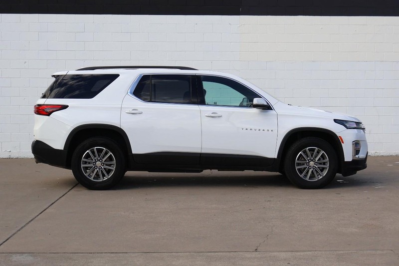 Chevrolet Traverse Vehicle Full-screen Gallery Image 04