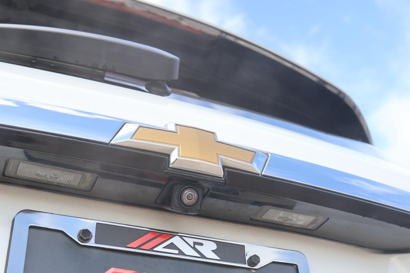 Chevrolet Traverse Vehicle Full-screen Gallery Image 08