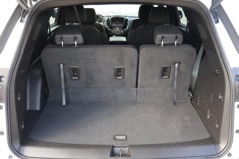 Chevrolet Traverse Vehicle Full-screen Gallery Image 09