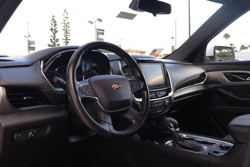 Chevrolet Traverse Vehicle Full-screen Gallery Image 19