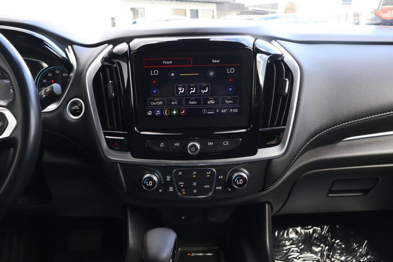 Chevrolet Traverse Vehicle Full-screen Gallery Image 34