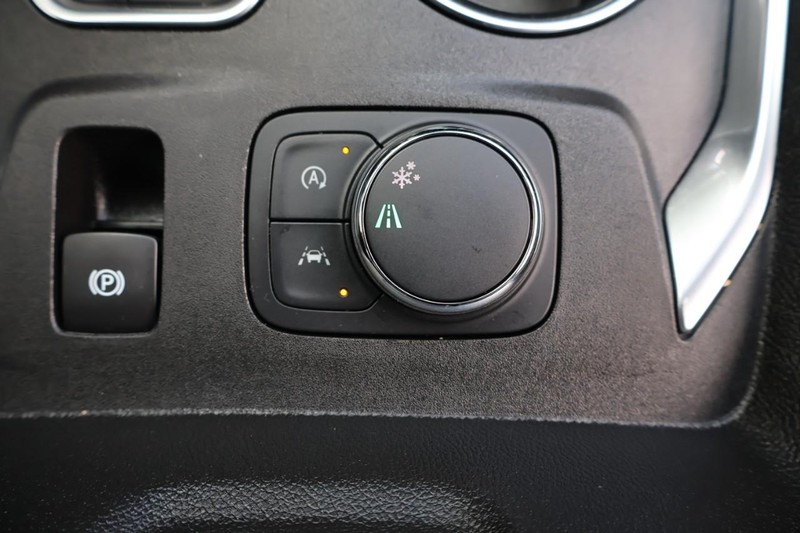 Chevrolet Traverse Vehicle Full-screen Gallery Image 40