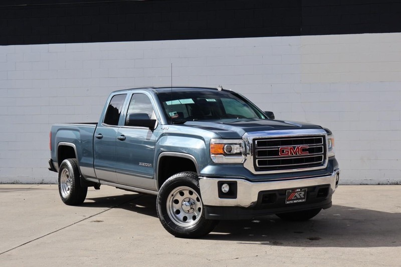 GMC Sierra 1500 Vehicle Full-screen Gallery Image 02