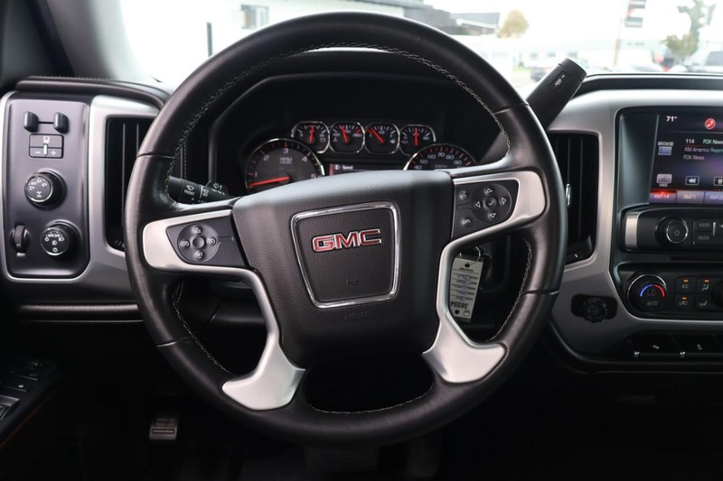 GMC Sierra 1500 Vehicle Full-screen Gallery Image 24