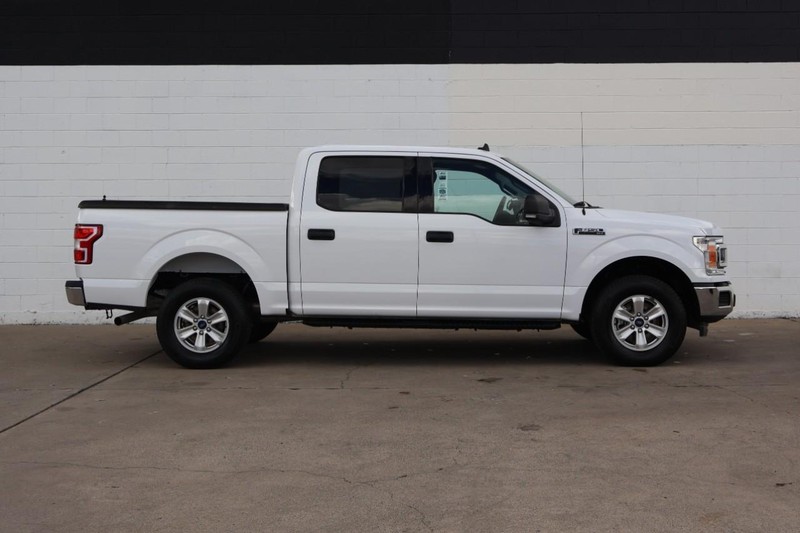 Ford F-150 Vehicle Full-screen Gallery Image 04