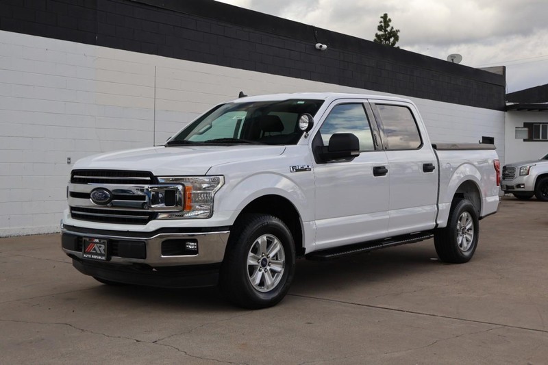 Ford F-150 Vehicle Full-screen Gallery Image 12