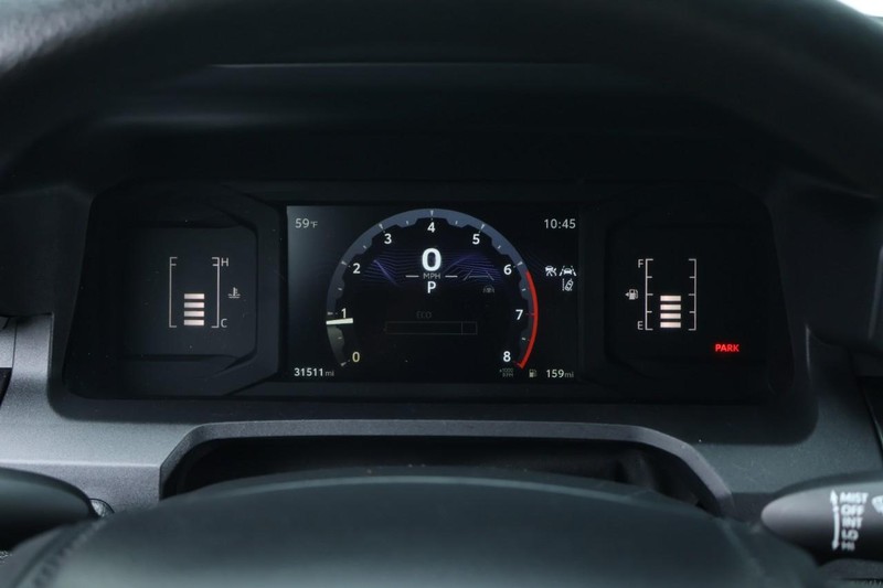 Toyota Tacoma 2WD Vehicle Full-screen Gallery Image 27