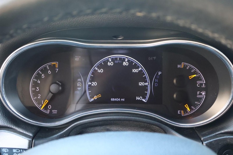 Jeep Grand Cherokee Vehicle Full-screen Gallery Image 26